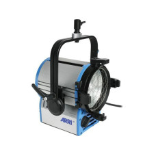 Прибор ARRI TRUE BLUE T2 L3.41250.D (MAN, blue/silver, 220 - 250 V AC, Schuko plug)